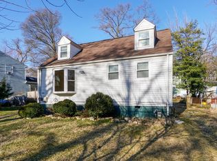 5728 Eastpine Dr, Riverdale, MD 20737