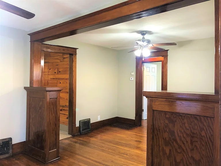 2518 S 46th Ave — Photo 3
