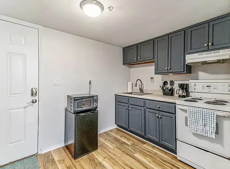 201 S Stillman St #303 — Photo 6