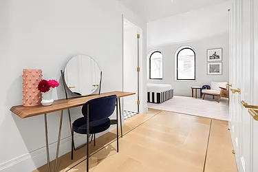 Rented by Nest Seekers International