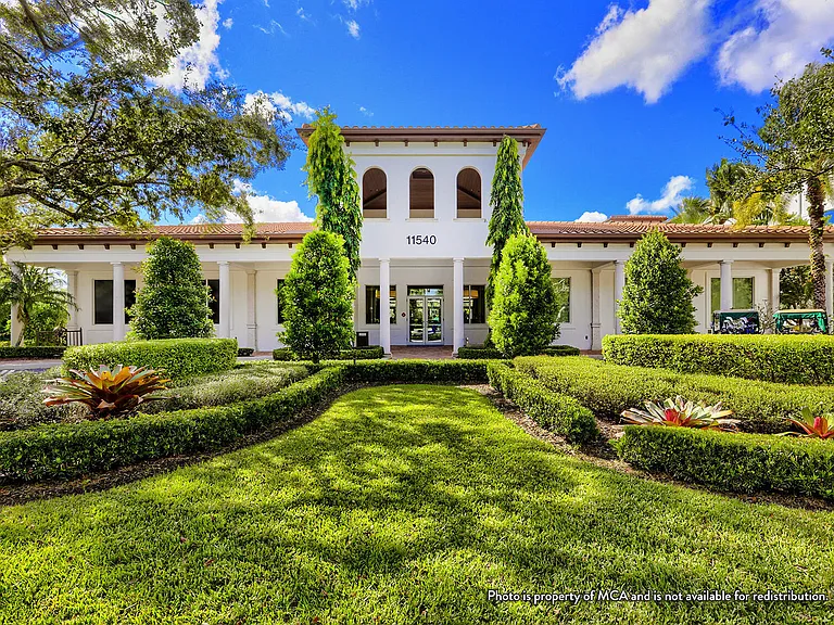 130 Andalusia Way — Photo 88