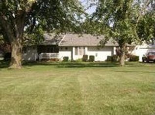 4996 Oak St SW, Kalona, IA 52247