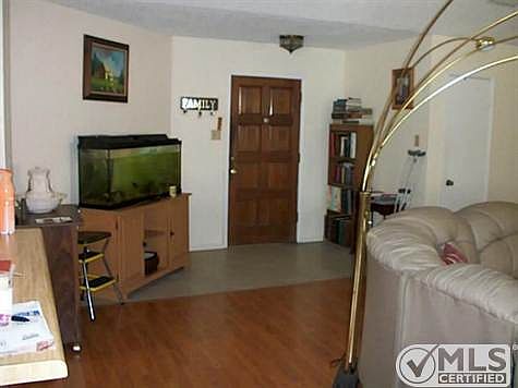 4th image of 2646 Danberry Ln