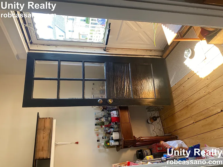 Bellevue Ter — Photo 13
