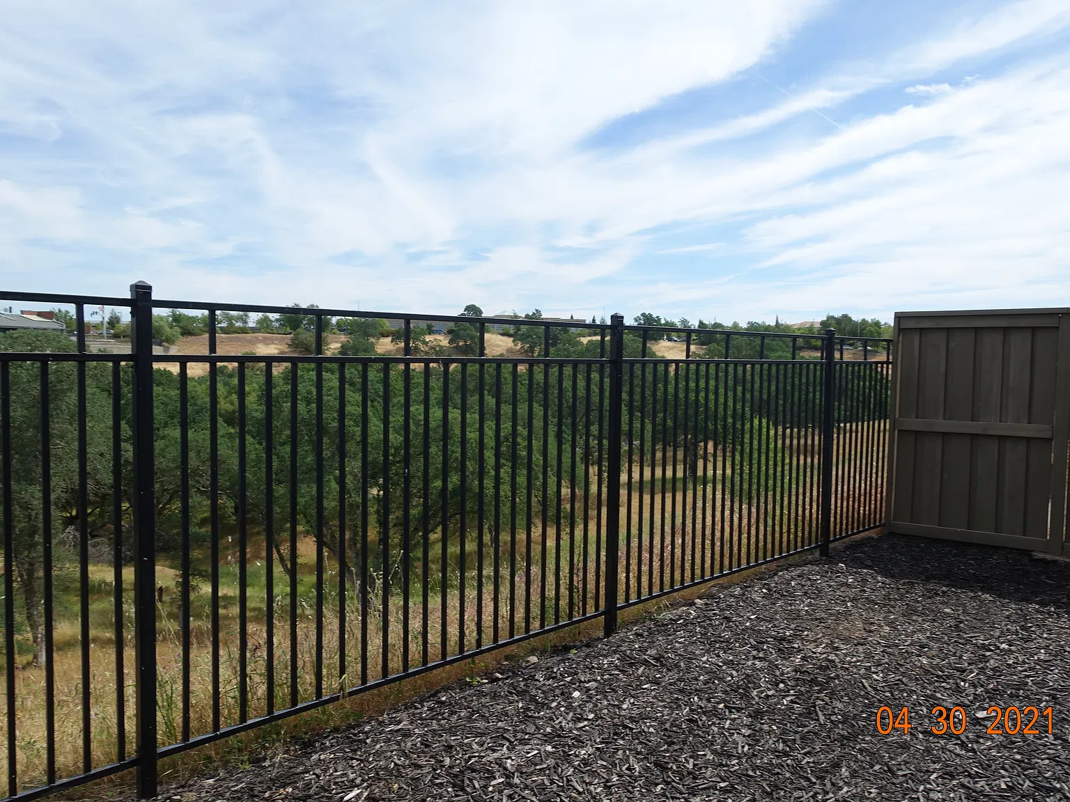 4 bed, 2530 sqft, $3,495 — Photo 4