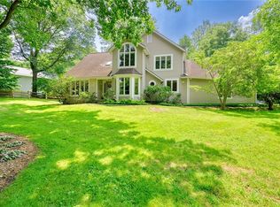 46 Green Valley Rd, Pittsford, NY 14534