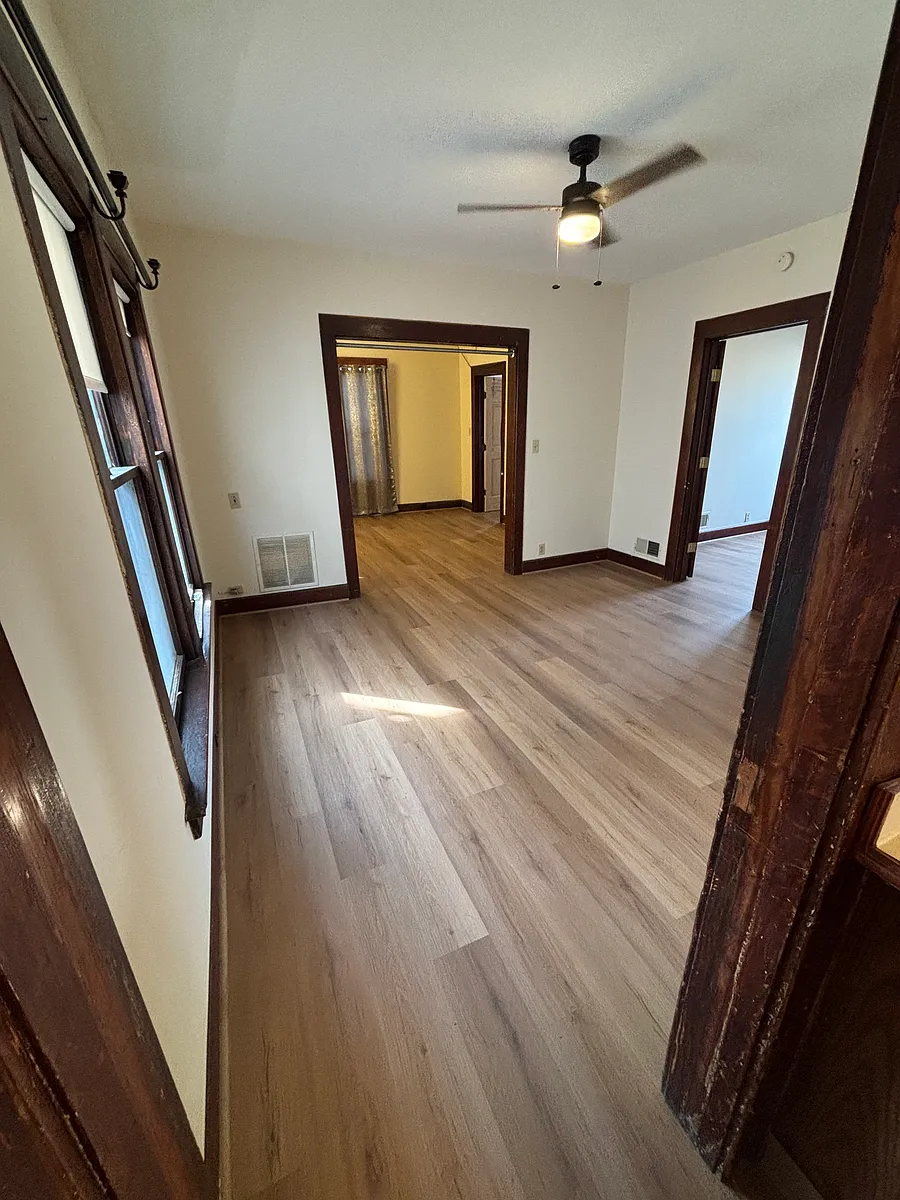 Building Photo - 807 Burnet Ave #1