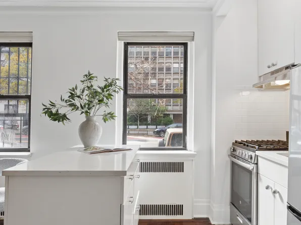 125 West 96th Street image 3 of 6