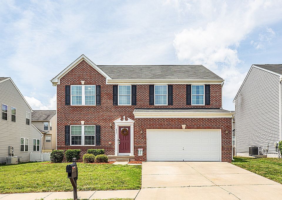 1st image of 9551 Evergreen Cir