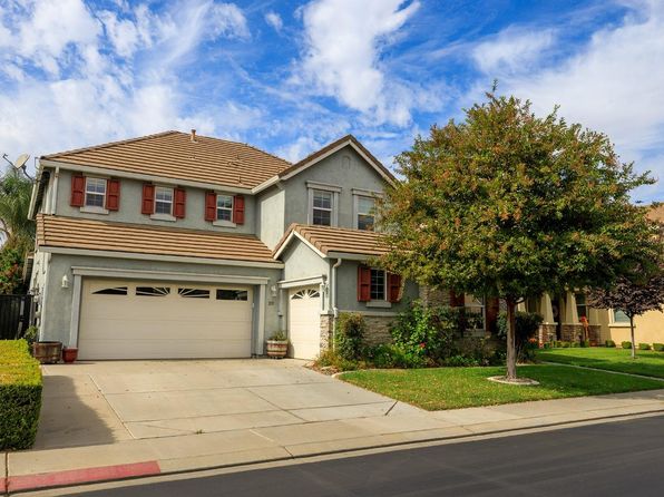 201 Coastal Ln, Waterford, CA 95386