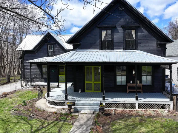 370 Main Street, Derby, VT 05830