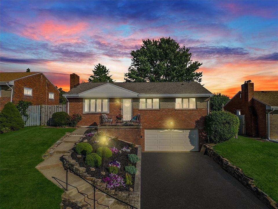 1st image of 150 Woodhall Dr