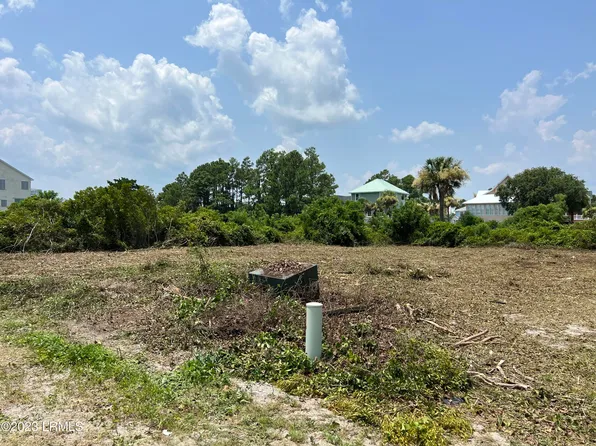 6 Ebb Tide Ct, Saint Helena Island, SC 29920