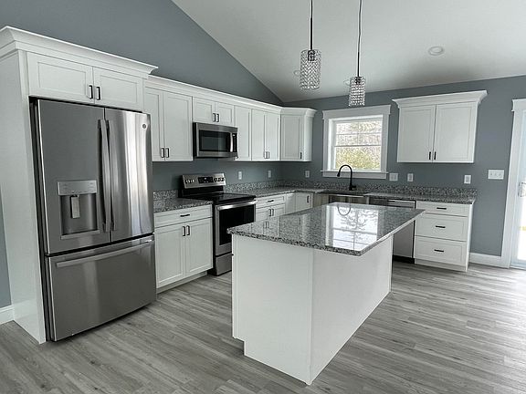 2nd image of 21 Alden Pines Drive #10