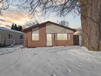 16348 Ziegler St, Taylor, MI, 48180
