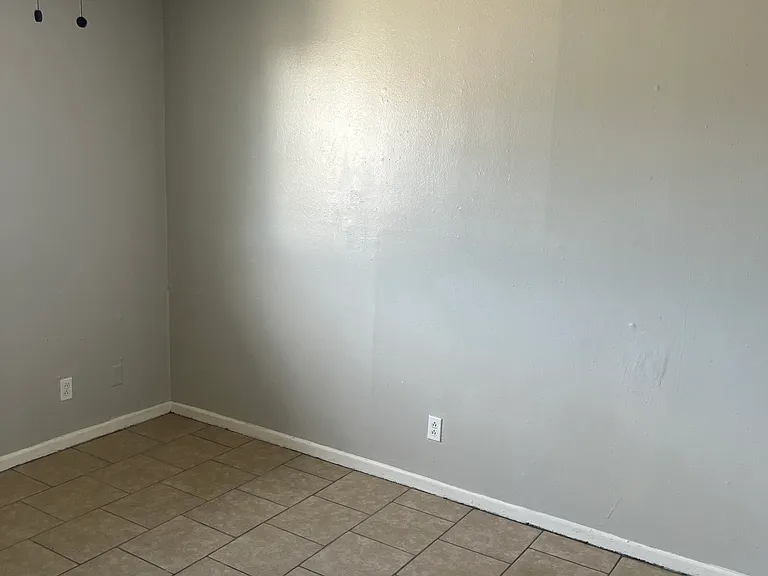 703 N Gilmer St #204 — Photo 21