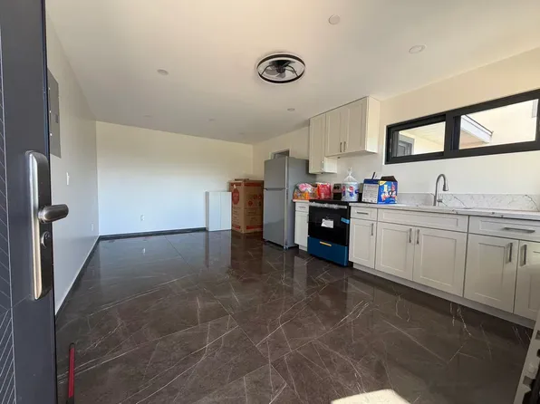 99-1057 Halawa Heights Rd #A1, Aiea, HI 96701