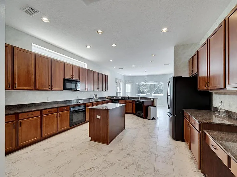 17904 Cachet Isle Dr — Photo 12