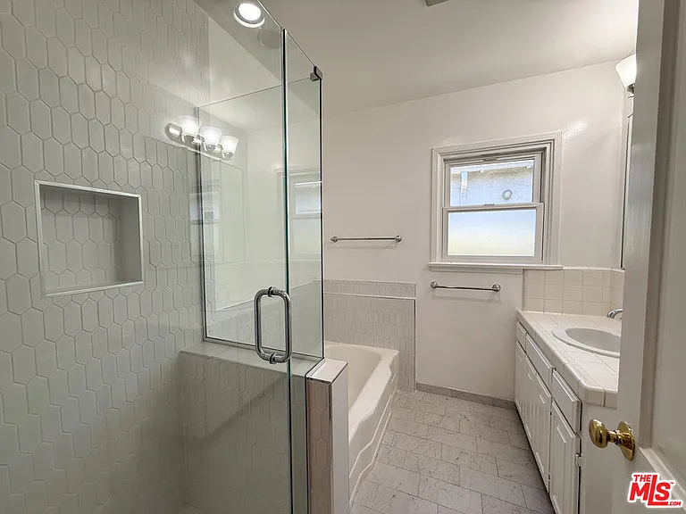 11919 Tennessee Pl — Photo 18