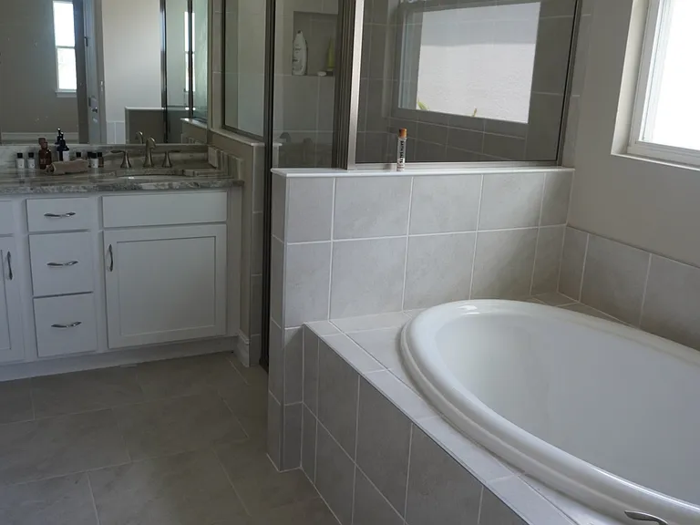 16027 Crofton Springs Way — Photo 19
