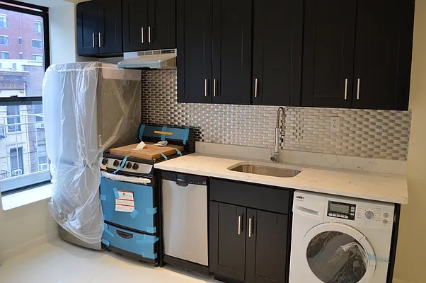 Rented by CoSo Apartments | media 33