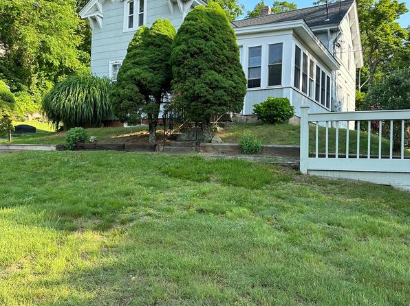 274 Bloomingdale Rd UNIT 2