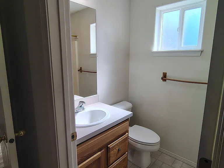 Master Bathroom-Tub/Shower