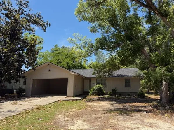 1306 Ponderosa Dr, Valdosta, GA 31601