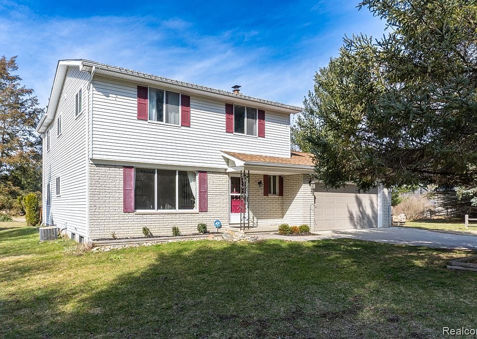 5781 Byron Rd, Howell, MI 48855 Zillow