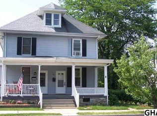 213 E Oak St, Palmyra, PA 17078