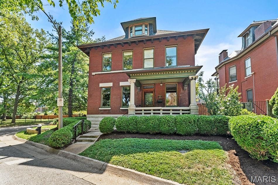 1st image of 3248 Copelin Ave
