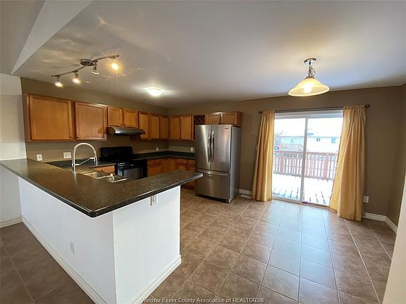5th image of 2021 McKay Ave