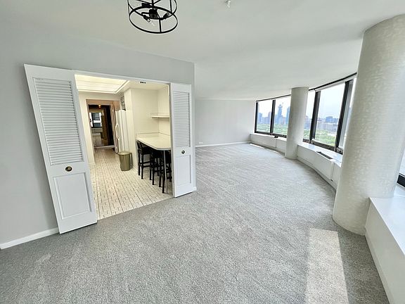 5th image of 155 N Harbor Dr APT 2703