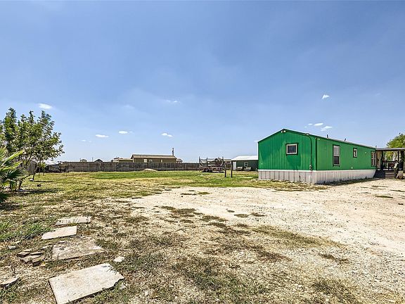 3rd image of 137 Panorama Bay Ave