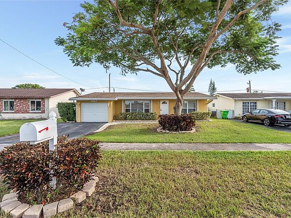 2nd image of 11710 NW 31st Pl