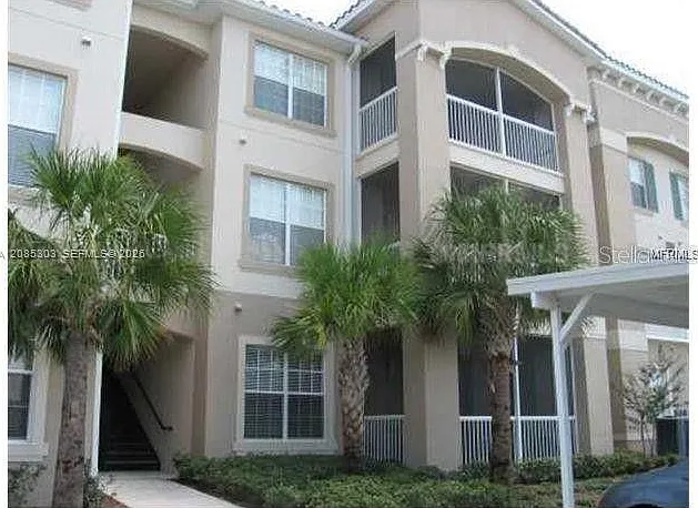 3001 Laurel Park Ln #201