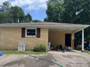 306 Morris Ln, Heidrick, KY 40949