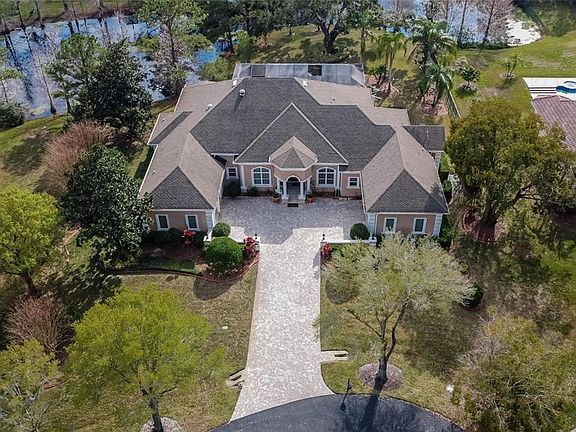 3rd image of 8510 KENTUCKY DERBY DRIVE