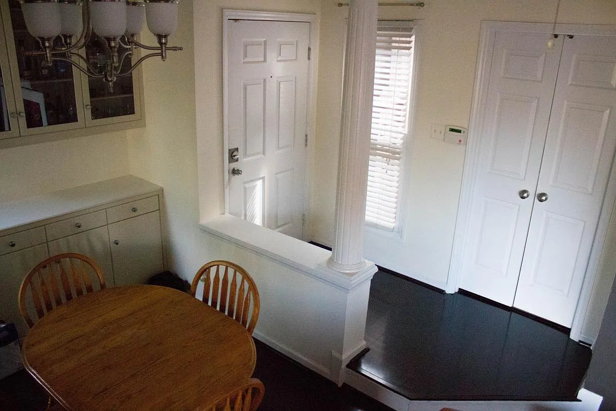 1109 E Morehead Street — Photo 3