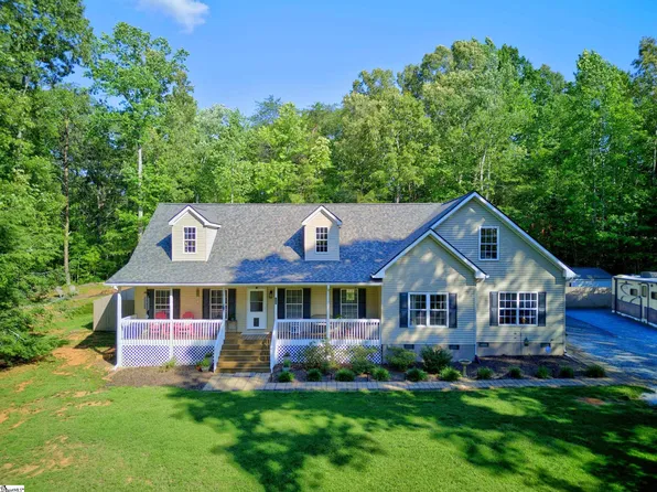 208 Valley Rd, Travelers Rest, SC 29690