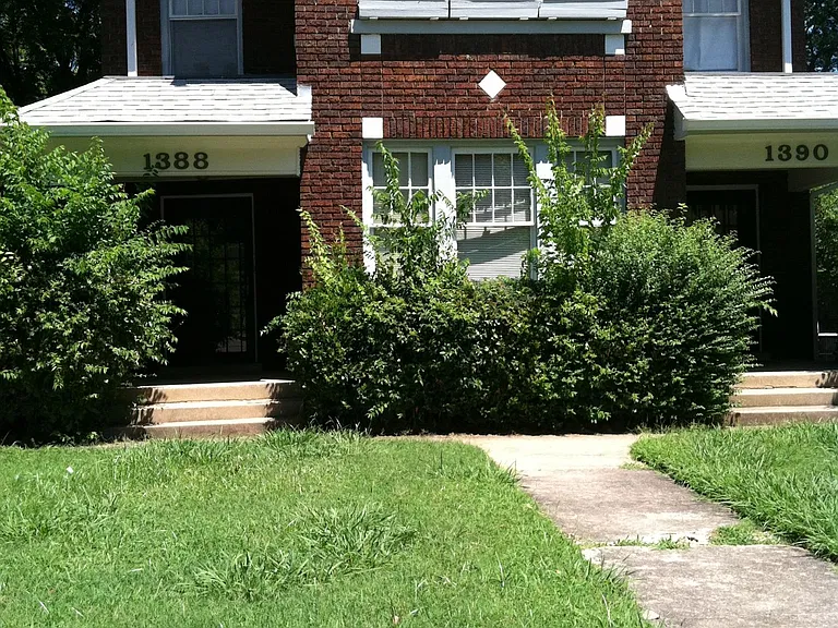 1390 Peabody Ave — Photo 1
