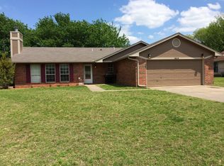 1614 Beaver Rd, Muskogee, OK 74403