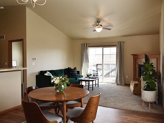 2nd image of 521 Rolling Hills Dr