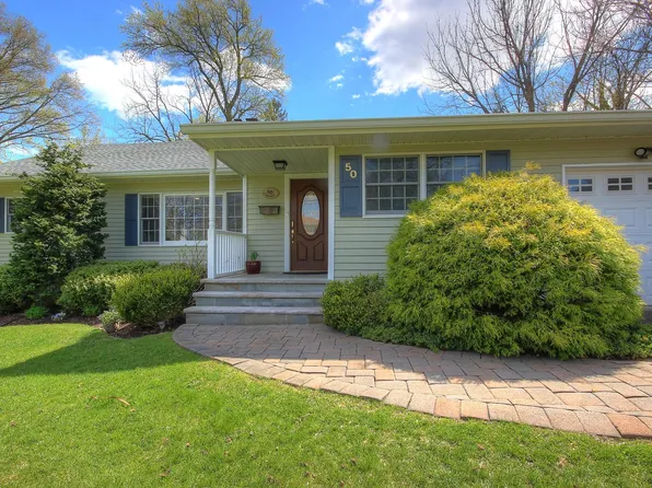 50 Woodmere Ln, Tenafly, NJ 07670