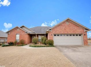 3765 McConnell Dr, Conway, AR 72034
