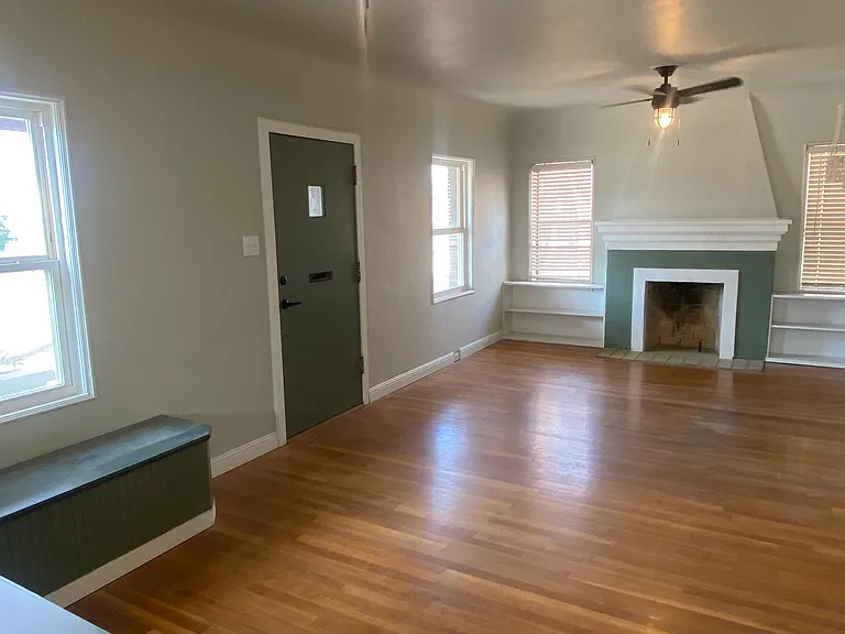 3932 Altura Ave — Photo 3