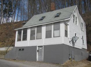7 Granite St, Hooksett, NH 03106