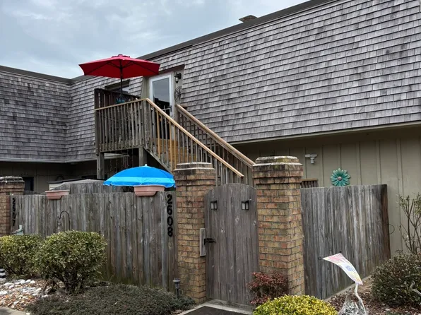 2608 Neptune Way, Kitty Hawk, NC 27949