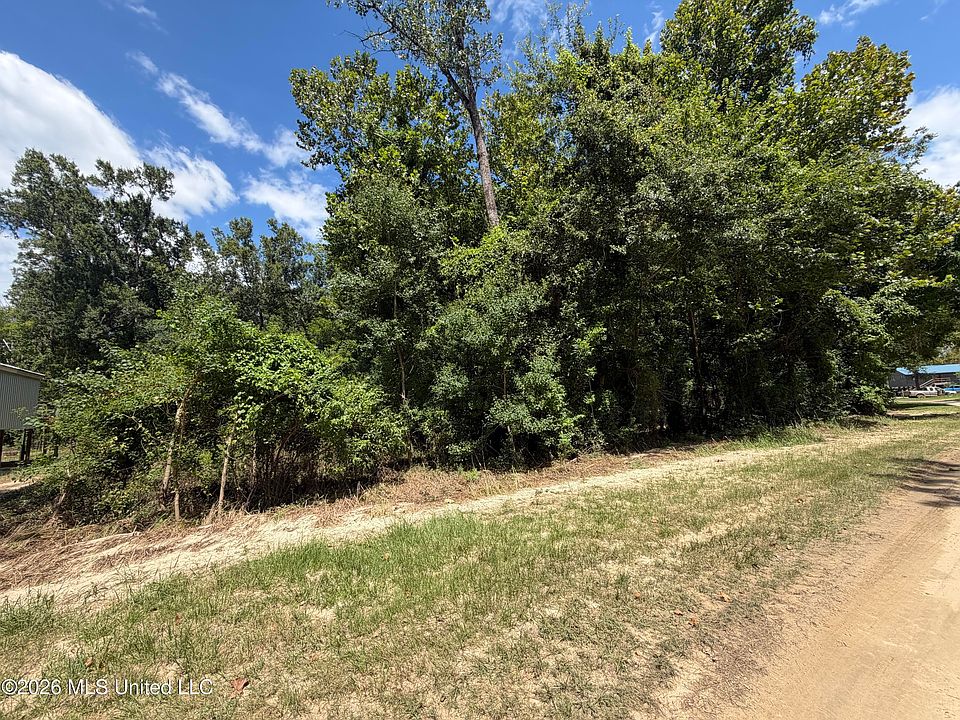 1st image of Plum Bluff Dr Lot 106