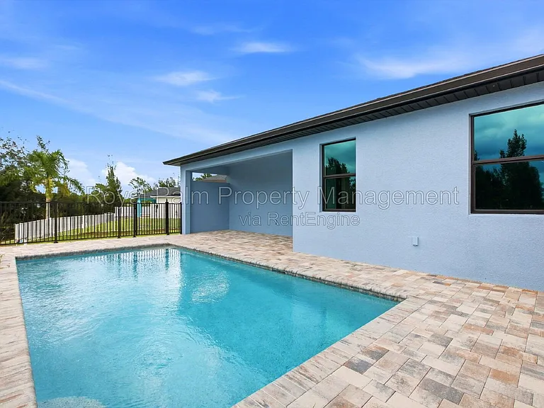 3518 NE 21st Pl — Photo 32